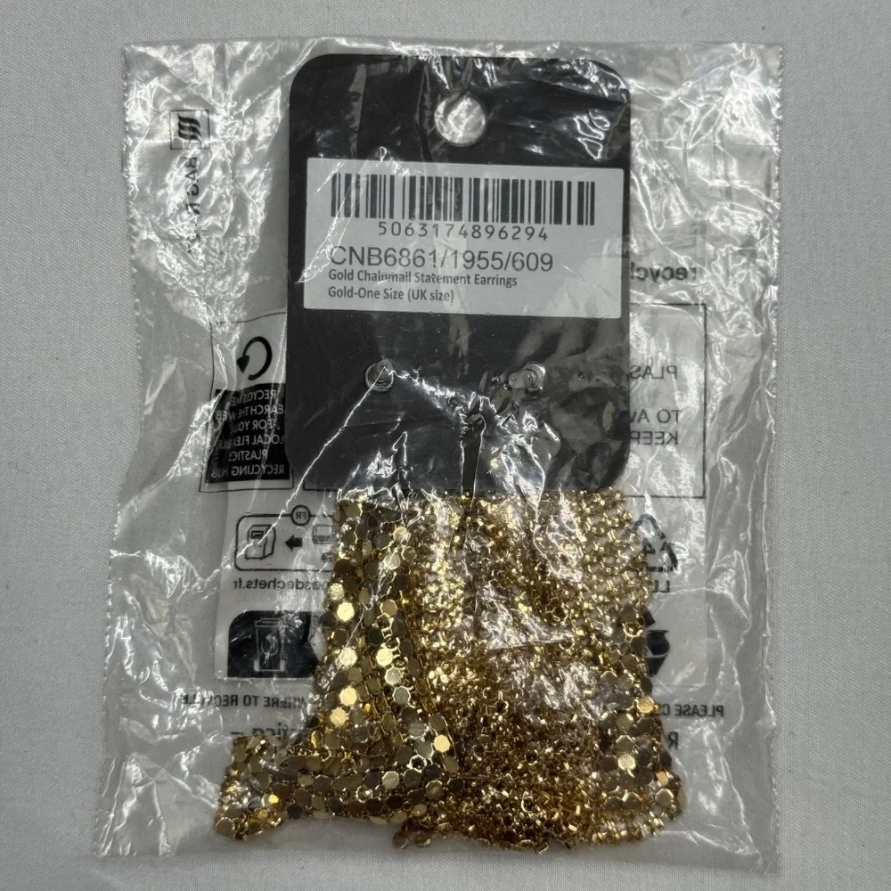 1213 NWT PrettyLittleThing Gold Chainmail Statement Earrings